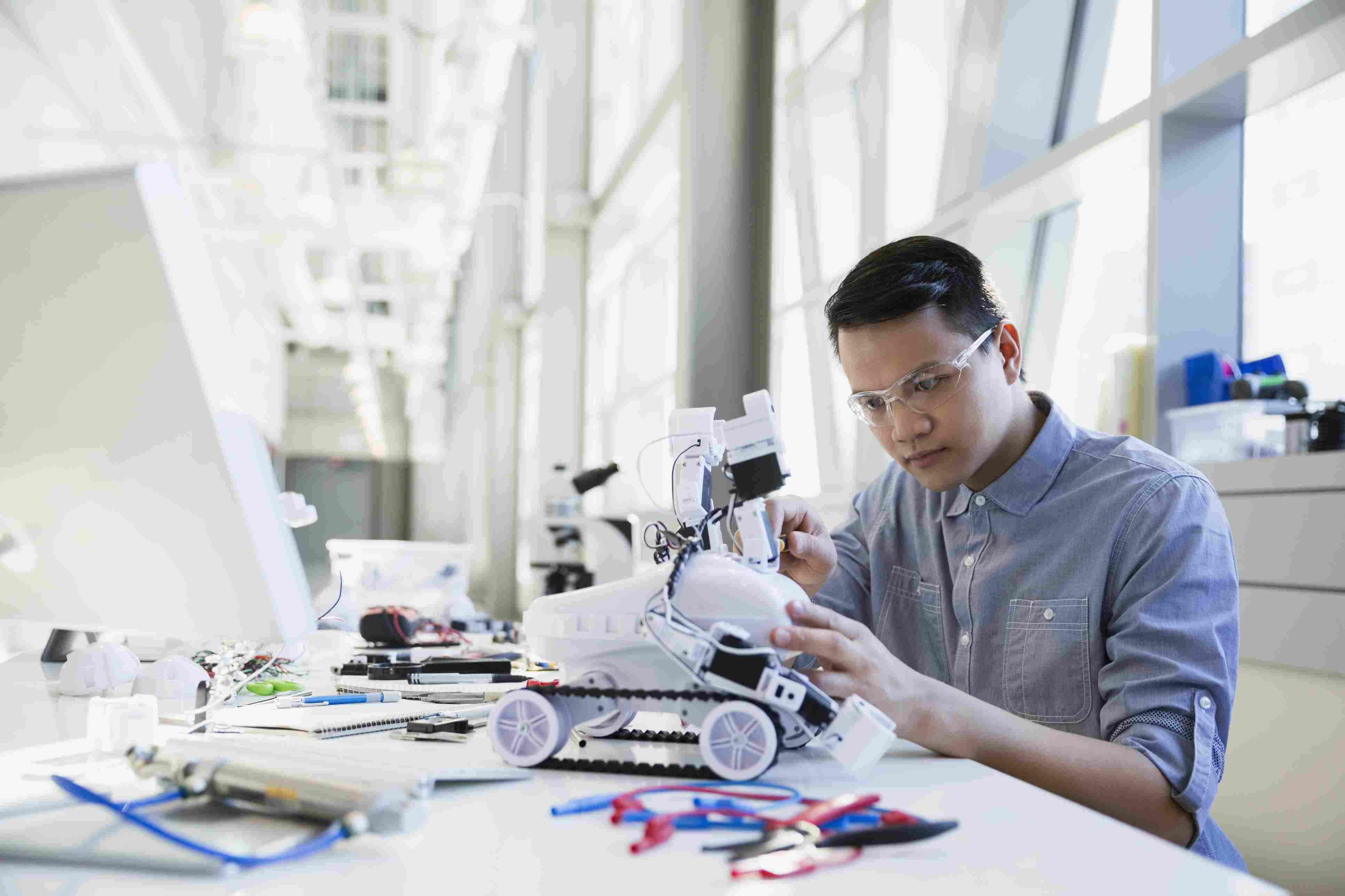 Top 8 Advanced School Science Equipment Manufacturer in India